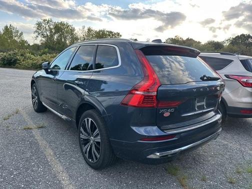 2023 Volvo XC60 B5 Plus Bright Theme