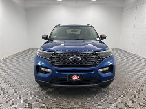 Infinite Blue Metallic Tinted Clearcoat 2021 Ford Explorer XLT