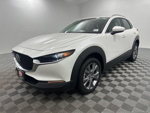 Snowflake White Pearl 2025 Mazda CX-30 2.5 S Preferred Package