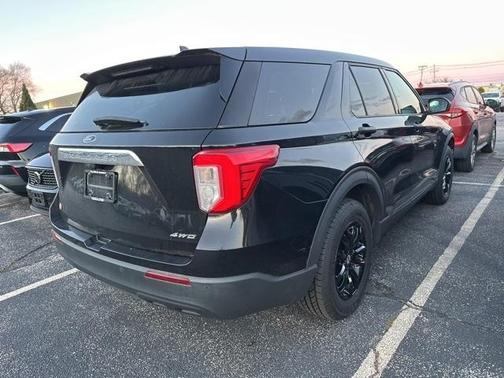 2021 Ford Explorer Base