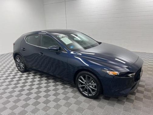 2025 Mazda Mazda3 FWD w/Preferred Package