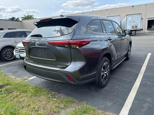 2020 Toyota Highlander XLE