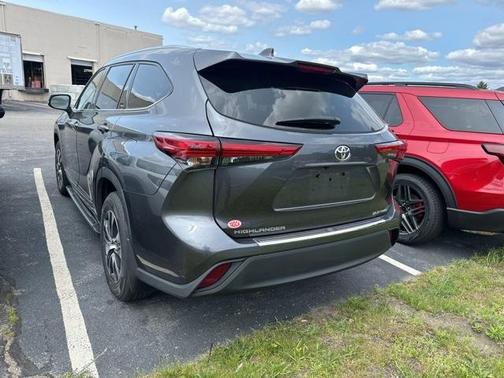 2020 Toyota Highlander XLE