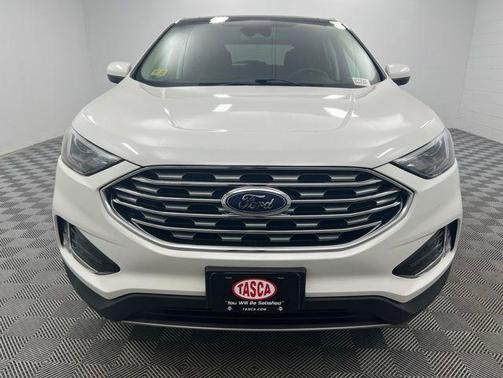Star White 2022 Ford Edge SEL