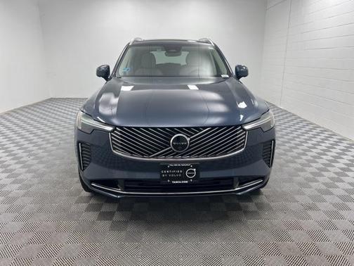 2025 Volvo XC90 Plug-In Hybrid T8 Ultra 7-Seater