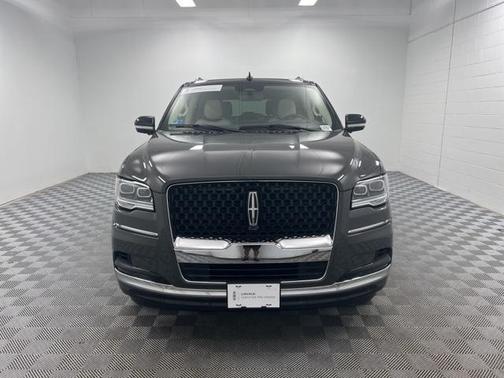 2023 Lincoln Navigator L Black Label