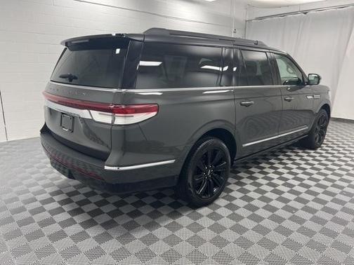 2023 Lincoln Navigator L Black Label