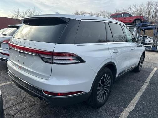 2023 Lincoln Aviator Standard AWD