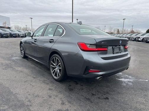 2019 BMW 330 i xDrive