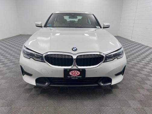 2021 BMW 330 i xDrive