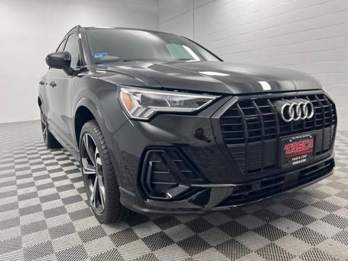 2024 Audi Q3 45 S line Premium