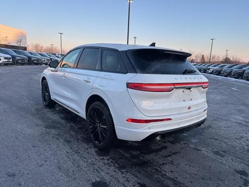 2023 Lincoln Corsair Standard