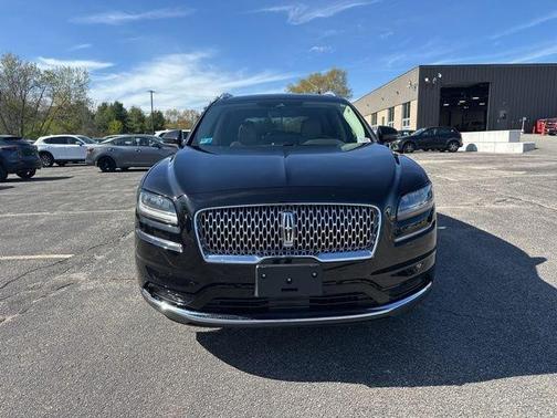 Infinite Black Metallic 2023 Lincoln Nautilus Reserve