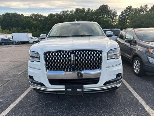 2024 Lincoln Navigator L Black Label
