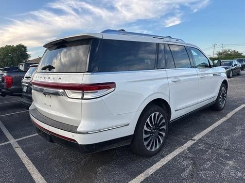 2024 Lincoln Navigator L Black Label