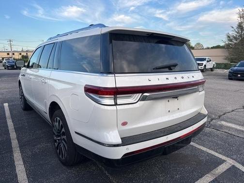 2024 Lincoln Navigator L Black Label