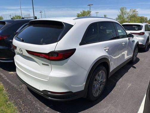 Rhodium White Premium 2026 Mazda CX-90 3.3 Turbo Preferred