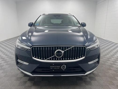 2022 Volvo XC60 B5 Inscription