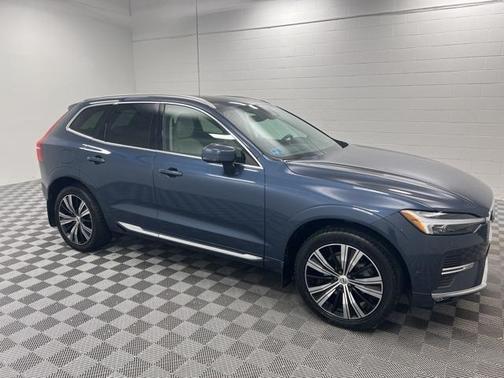 2022 Volvo XC60 B5 Inscription