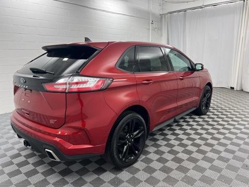 2021 Ford Edge ST
