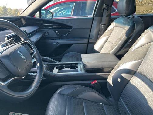 Silver Radiance Metallic 2024 Lincoln Nautilus Reserve