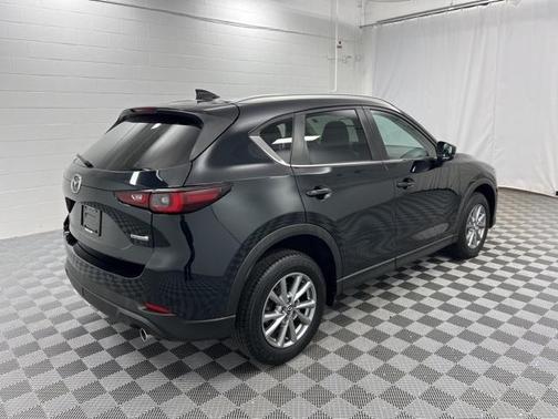 2022 Mazda CX-5 2.5 S Preferred Package