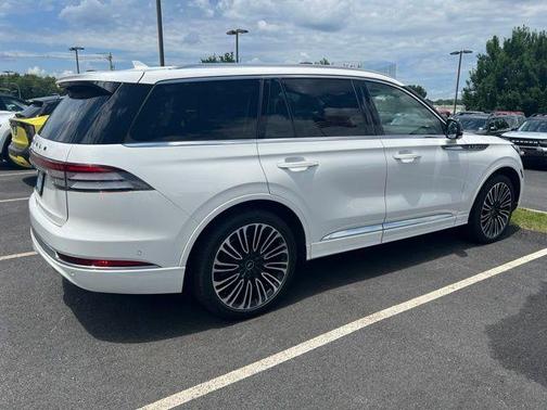 Pristine White 2023 Lincoln Aviator Black Label AWD