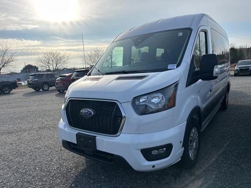 2024 Ford Transit-350 XLT