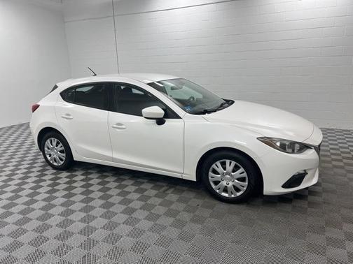 2016 Mazda Mazda3 i Sport
