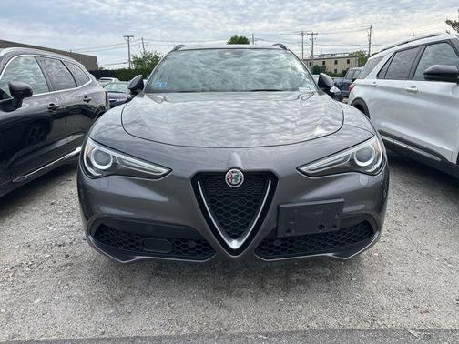 Vesuvio Gray Metallic 2023 Alfa Romeo Stelvio Ti