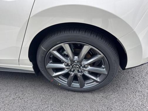2025 Mazda Mazda3 FWD w/Preferred Package