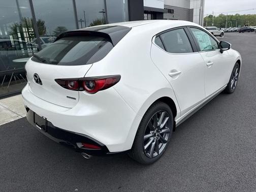 2025 Mazda Mazda3 FWD w/Preferred Package