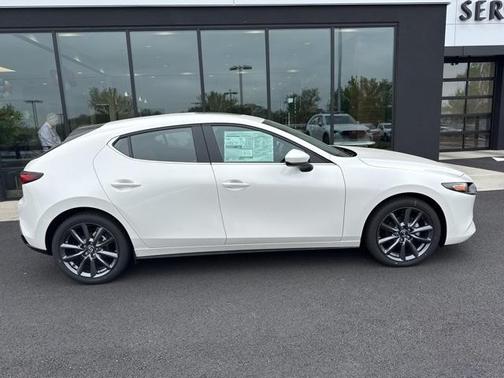 2025 Mazda Mazda3 FWD w/Preferred Package