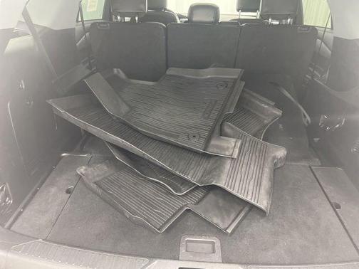 Carbonized Gray Metallic 2023 Ford Explorer XLT