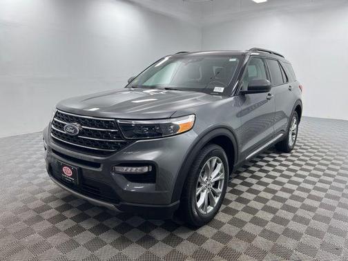 Carbonized Gray Metallic 2023 Ford Explorer XLT