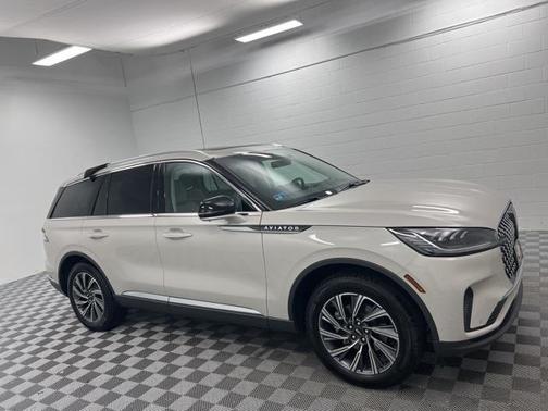2025 Lincoln Aviator Premiere