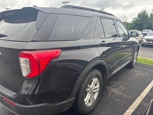 Black Metallic 2021 Ford Explorer XLT