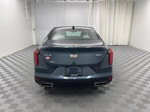 2022 Cadillac CT4 Premium Luxury