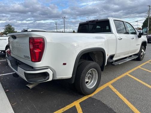 2023 Chevrolet Silverado 3500 High Country
