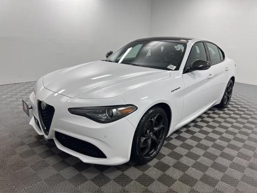 2023 Alfa Romeo Giulia Ti