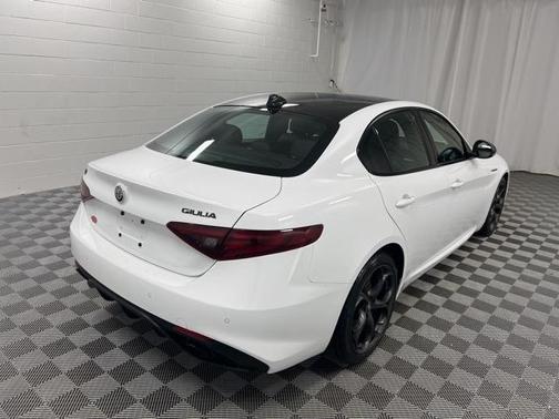 2023 Alfa Romeo Giulia Ti