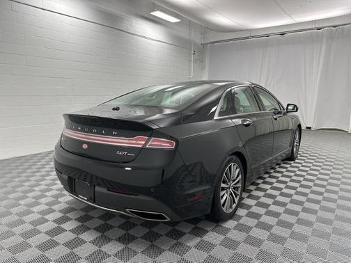2020 Lincoln MKZ Standard