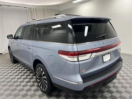 2023 Lincoln Navigator L Black Label