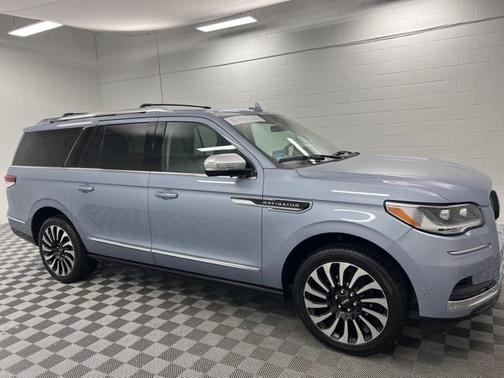 2023 Lincoln Navigator L Black Label