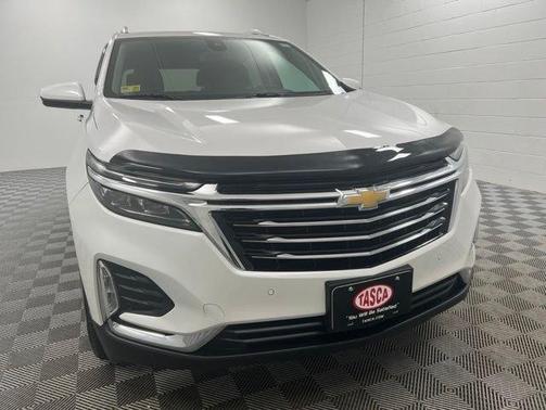 Iridescent Pearl Tricoat 2024 Chevrolet Equinox Premier