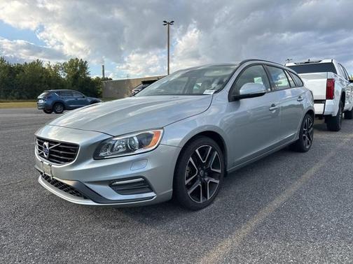 2018 Volvo V60 T5 Dynamic