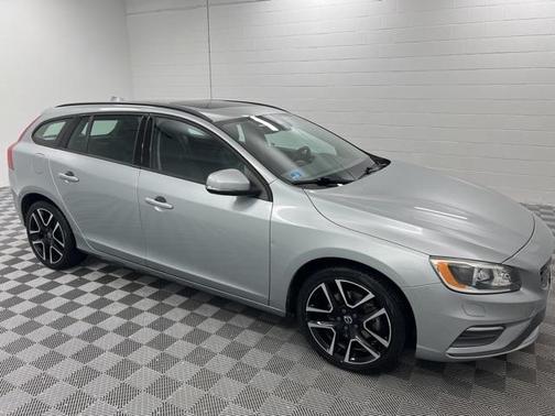 2018 Volvo V60 T5 Dynamic