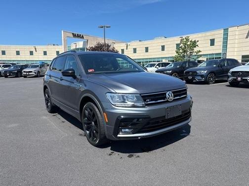 2021 Volkswagen Tiguan 2.0T SE R-Line Black