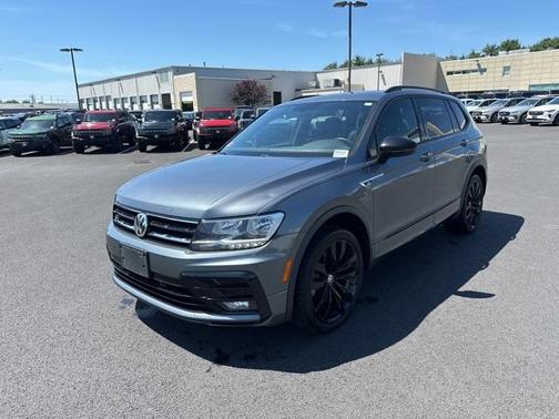 2021 Volkswagen Tiguan 2.0T SE R-Line Black