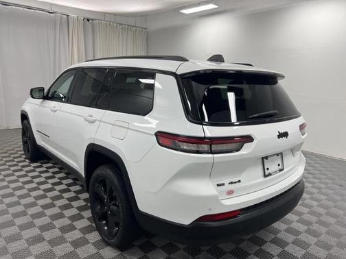 2021 Jeep Grand Cherokee L Laredo